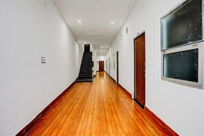 Interior - Hotel O Naroli Crossway Mathura (Mathura)