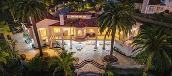 Resort Pool + Gorgeous Grounds + Basketball Court | Sunset Estate