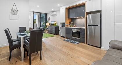 Spacious 2-Bed Apartment in Hughesdale