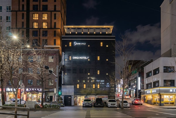 Hongdae Ongi Hotel - Seoul