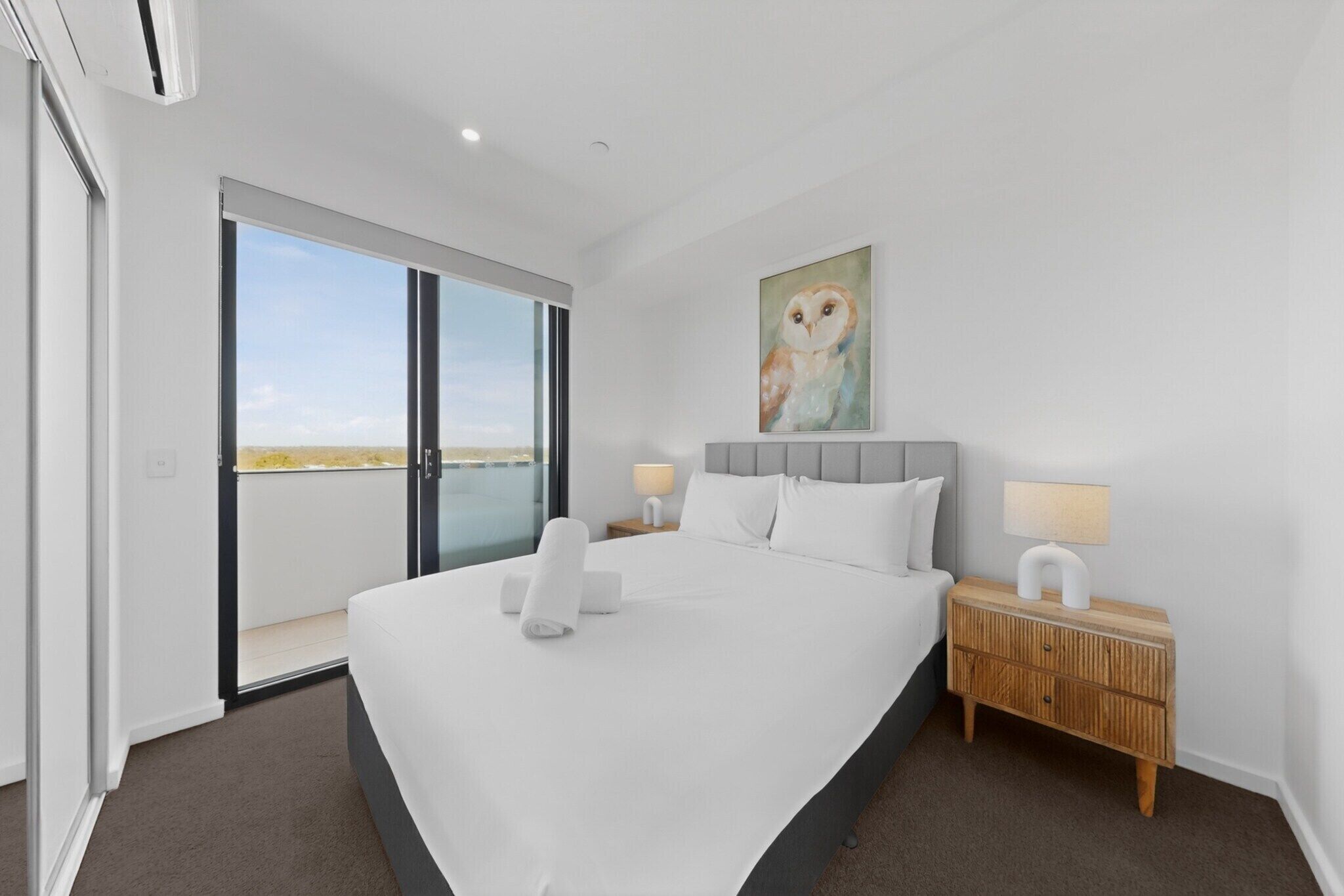 2 bedrooms, iron/ironing board, Internet, bed sheets