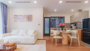 Apartamento Deluxe, 2 habitaciones, cocina | Interior