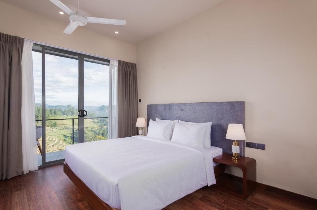 Superior Double Room, Mountain View | In-room safe, free WiFi