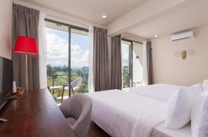 Superior Triple Room, Mountain View