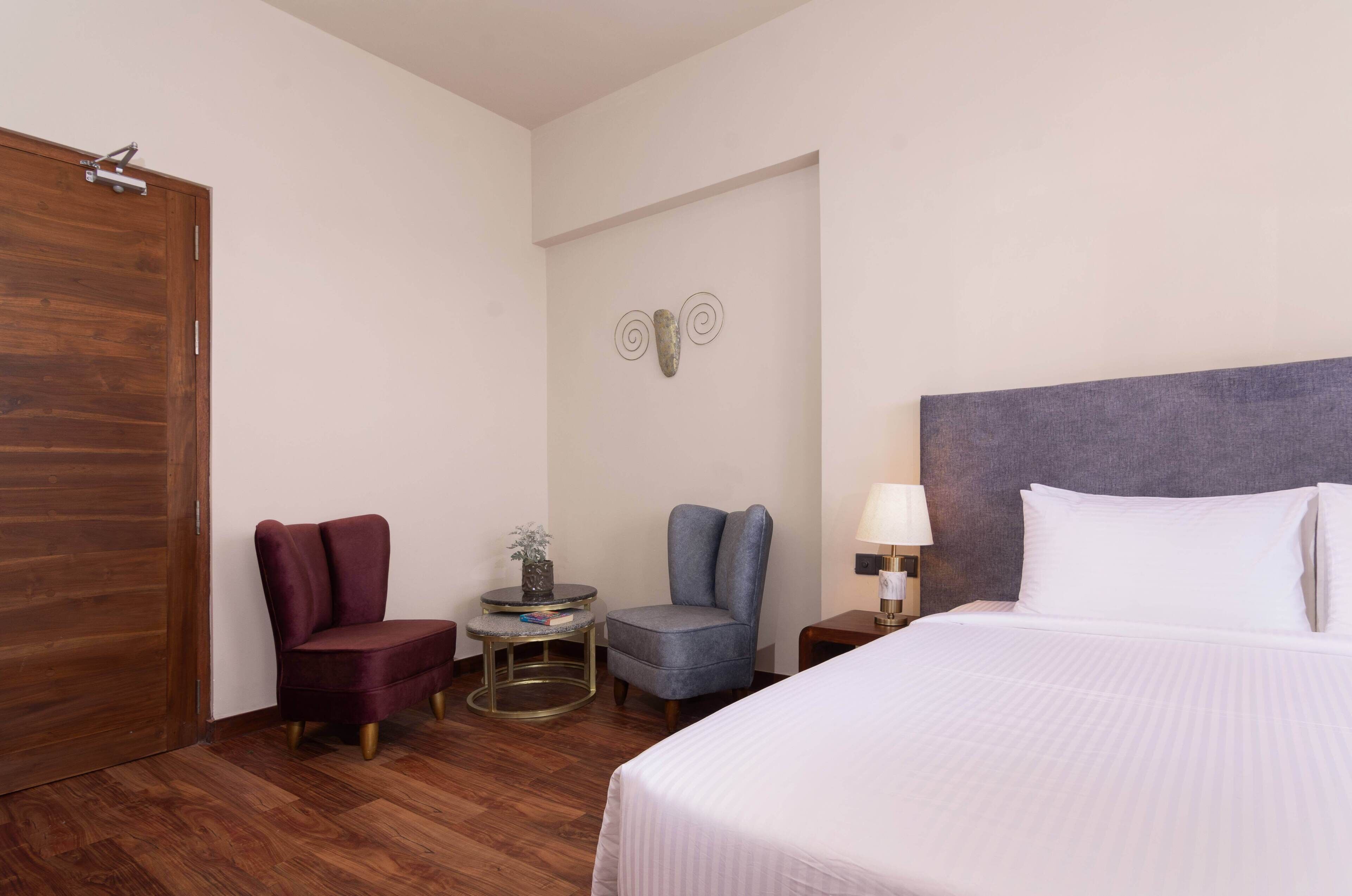 Superior-Doppelzimmer, Badewanne, Bergblick