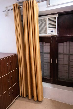 ห้องพักรวม | ภายใน