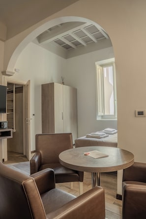 Deluxe-Doppelzimmer, Blick auf den Innenhof | Innenbereich