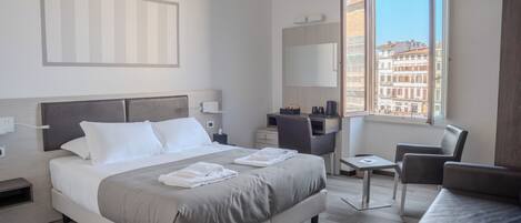 Chambre Triple Confort, vue ville