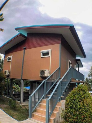 Deluxe Double Room with Balcony | Ngoại thất
