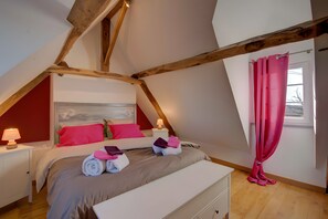 2 chambres, fer et planche à repasser, Wi-Fi, literie fournie