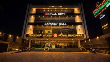 Quarto casal luxo, vista para a cidade | Ponto de interesse