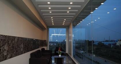 Hotel Royal Nandhana