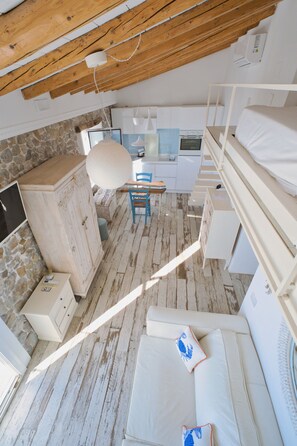 1 bedroom, iron/ironing board, free WiFi - Casa Vela * (Cefalù)