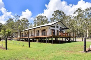 Exterior - Lamp Estate (Lovedale)