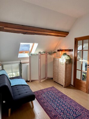 Interior - Family gite for 10 people in Burgundy (Autun)