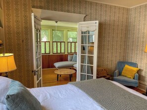 1 bedroom, Internet - The Freeman House – Historic Retreat | River Falls (River Falls)