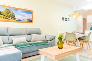 Living area - Apartment Remiám - Premium (Huesca)