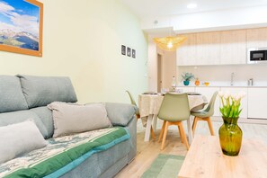 Living area - Apartment Remiám - Premium (Huesca)