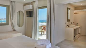 Deluxe Double Room, Balcony, Sea View | Minibar, blackout curtains, free WiFi