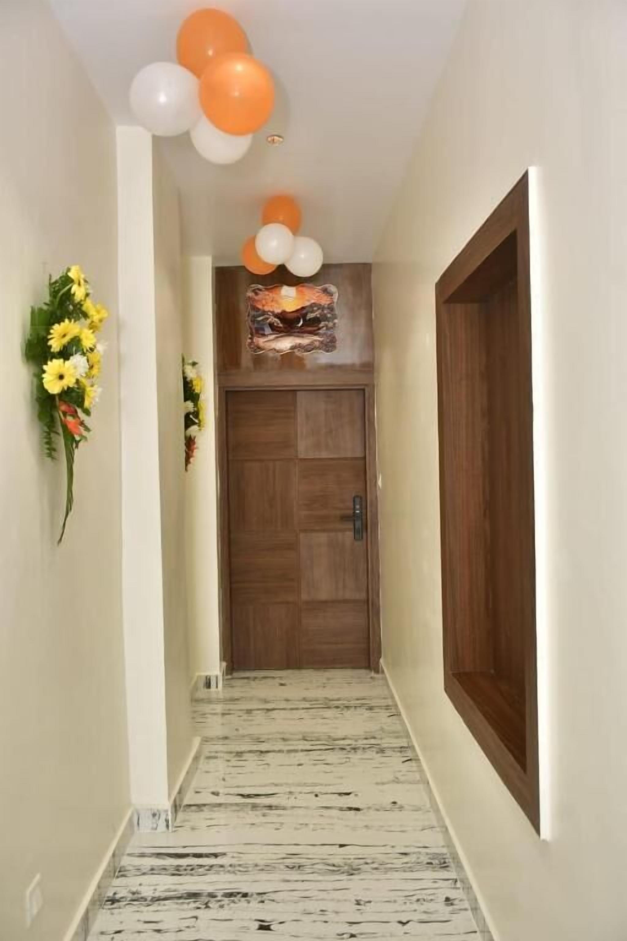 Double Room, Balcony, City View | Interior