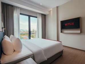 Deluxe Double Room, Balcony, City View | Free WiFi - PureJoy Hotel Langkawi (Langkawi)