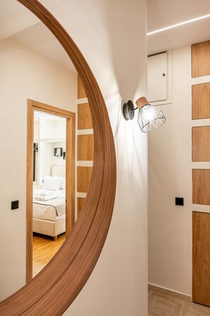 2 bedrooms, iron/ironing board, WiFi, bed sheets - The Apex Boutique Apartment B1 with Balcony, Wi-Fi and Air Conditioning (Athina)