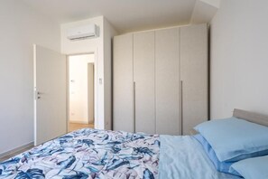 Appartement Supérieur, vue cour intérieure