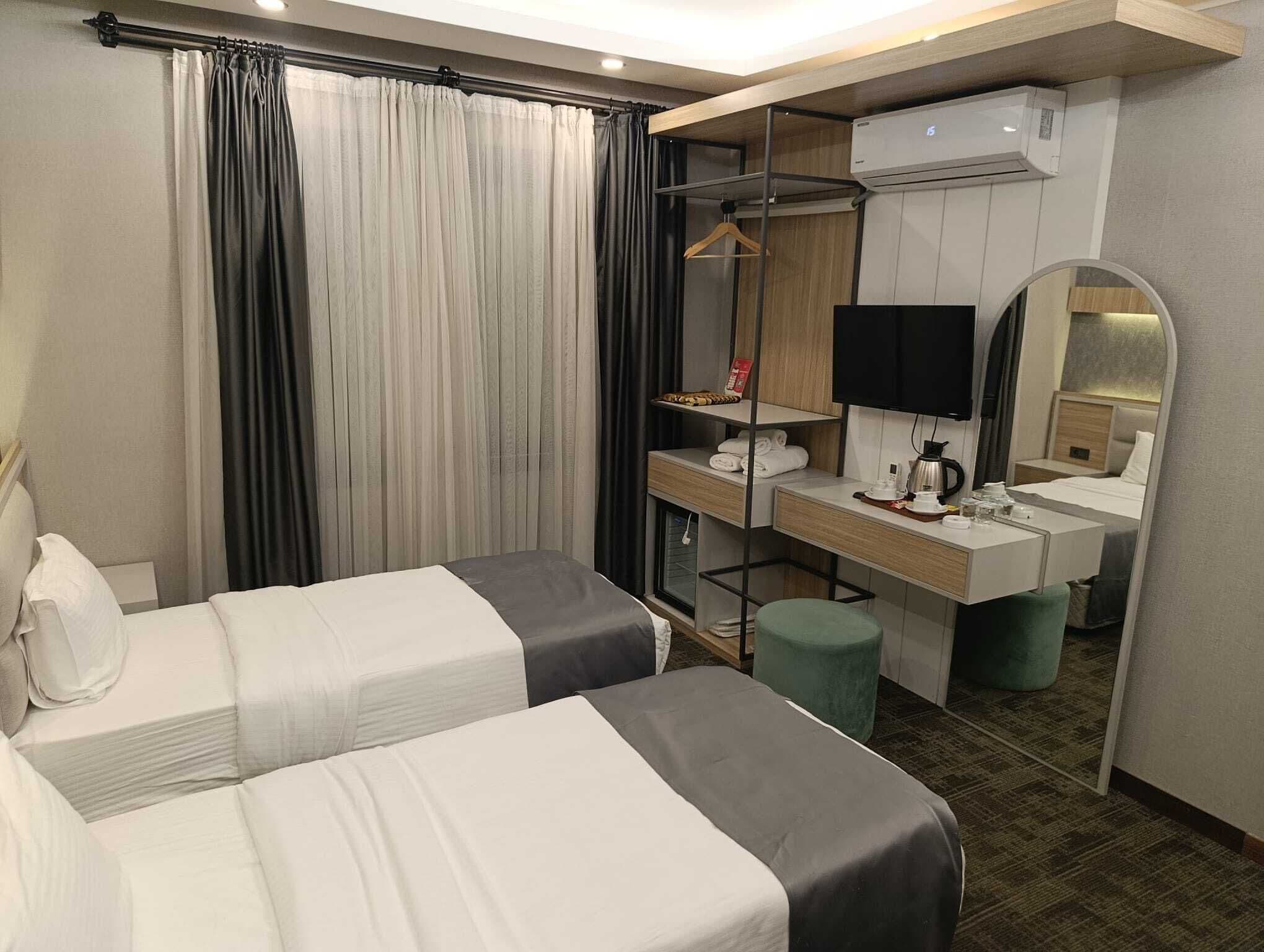 Classic Double Room, Balcony, City View