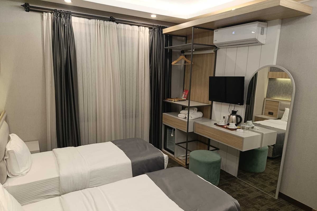 Classic-Doppelzimmer, Balkon, Stadtblick