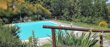 Udendørs pool