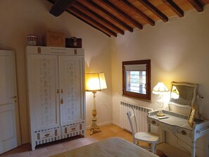 2 habitaciones, wifi gratis y ropa de cama 