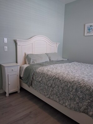 Room - Key West-style furnished cottage in Punta Gorda’s historic district (Punta Gorda)