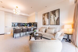 TV - High Floor 1BR, Balcony with Dubai Water Canal Views, Near Dubai Marina Mall and JBR Beach - The Address Residences, Dubai Marina (Dubai)