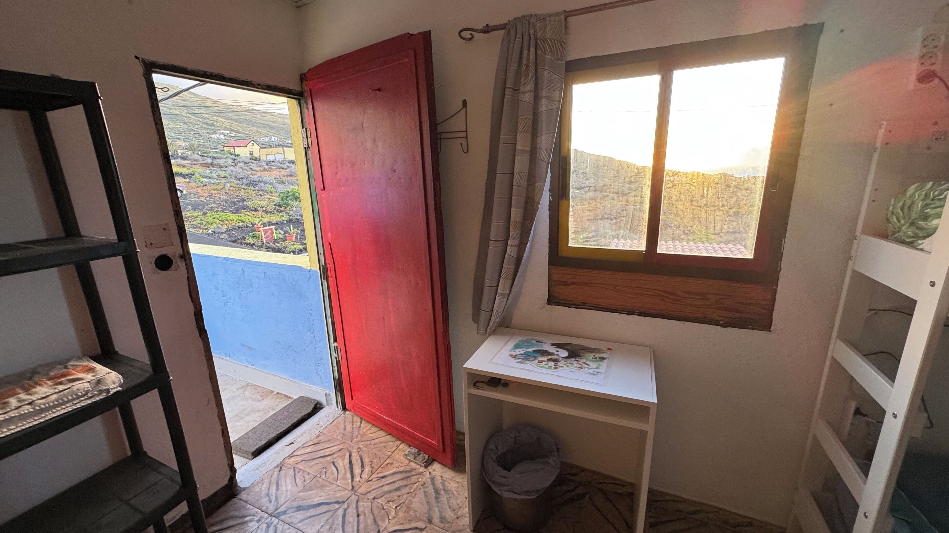 Dortoir Partagé, dortoir mixte, vue mer | Intérieur