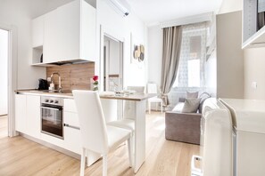 Fridge, microwave, toaster, spices - Easylife - Milano - Bertacchi 1S - Milano  (Milano)