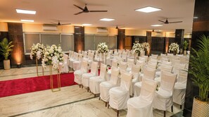 Banquet hall - Hotel Sarmani (Chennai)