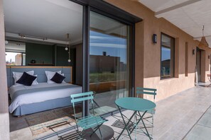 Outdoor dining - Villa Farah with heated pool - My Rental Homes (Marrakesh)