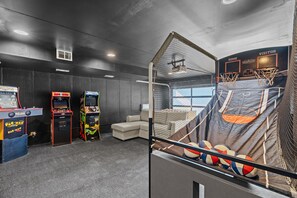 Spielezimmer