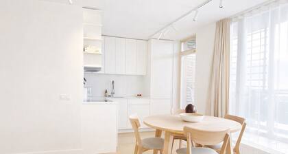 Design Penthouse w/ Private Sauna & Sunset Balcony