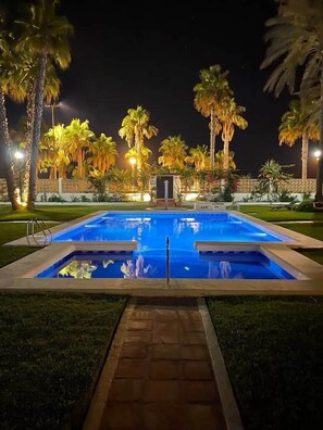 Pool - La Caleta 'Mediterranean beachfront house' (Caleta de Vélez)