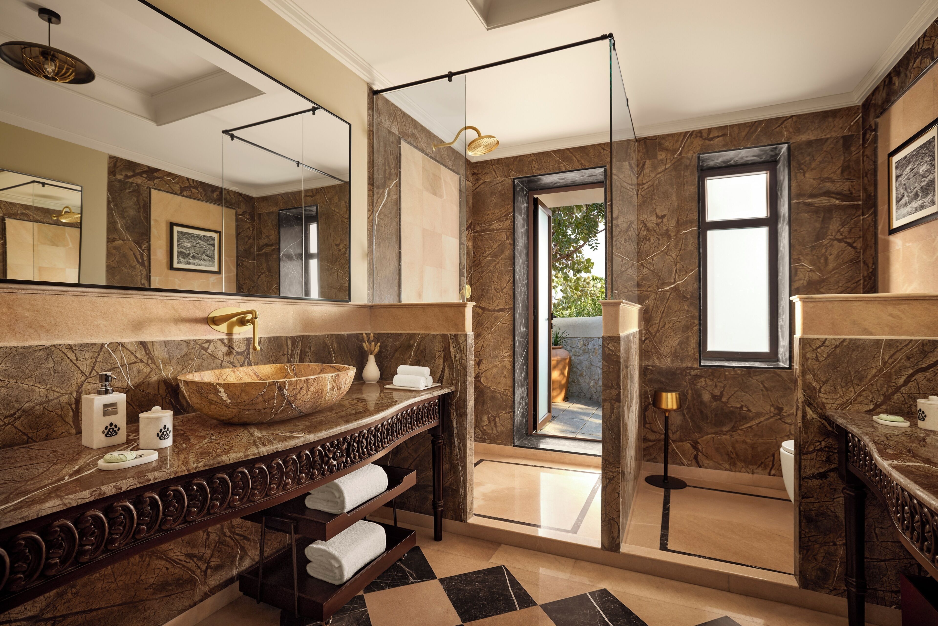 Plunge Pool Cottage | 浴室 | 吹风机、拖鞋、毛巾、肥皂