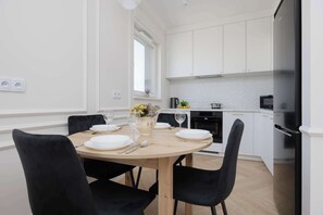 Dining - Modern Apartment in Warsaw | Balcony and Parking (Warszawa)