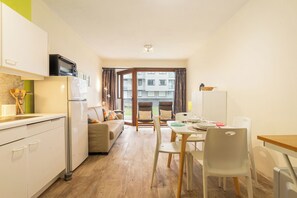 Dining - 1 bedroom accommodation in De Panne (De Panne)
