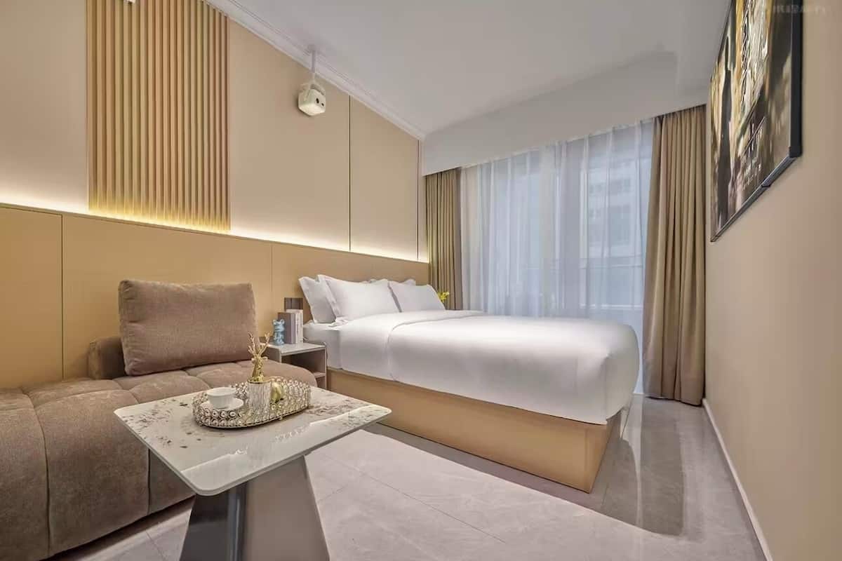 Classic Double Room, City View