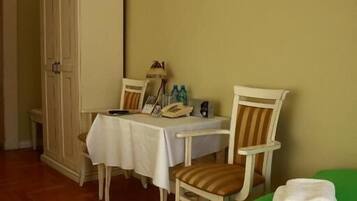 Standard-Zweibettzimmer | Kostenloses WLAN