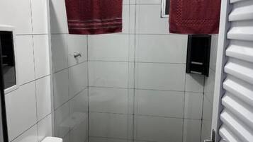 Tweepersoonskamer | Badkamer