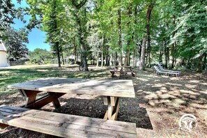 Outdoor dining - Arbor & Sens (Languidic)