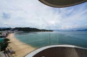 Vista para praia/oceano