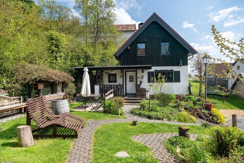 Small Holiday Home for up to 3 Guests (48 m²) in Udler (Vulkaneifel)