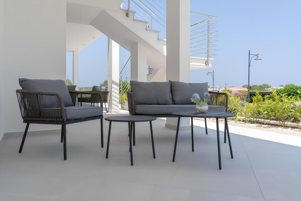 Terrace/patio - Luxi NG Collection (Pittulongu)